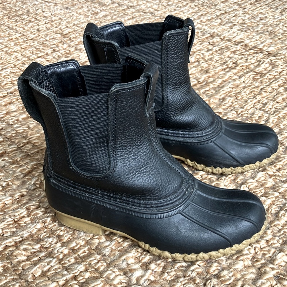 L.L.Bean Signature limited edition Chelsea boots Womens 7M black